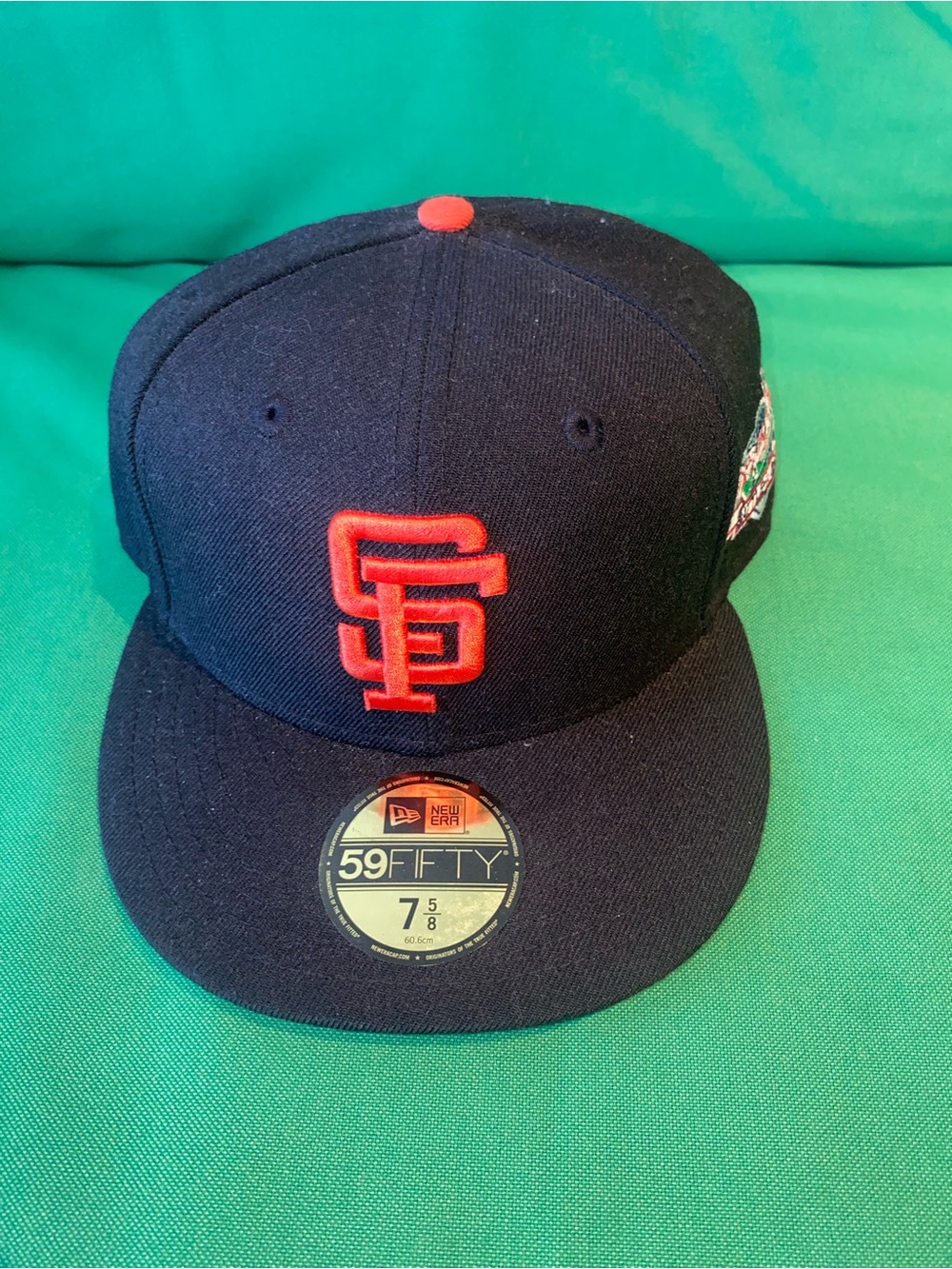 New Era San Francisco Giants Fitted Cap in Navy with Red Logo